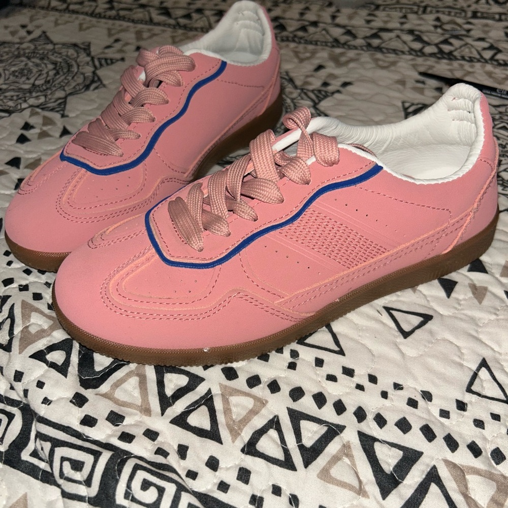 RACHEL Rachel Roy Pink and Blue Sneakers
